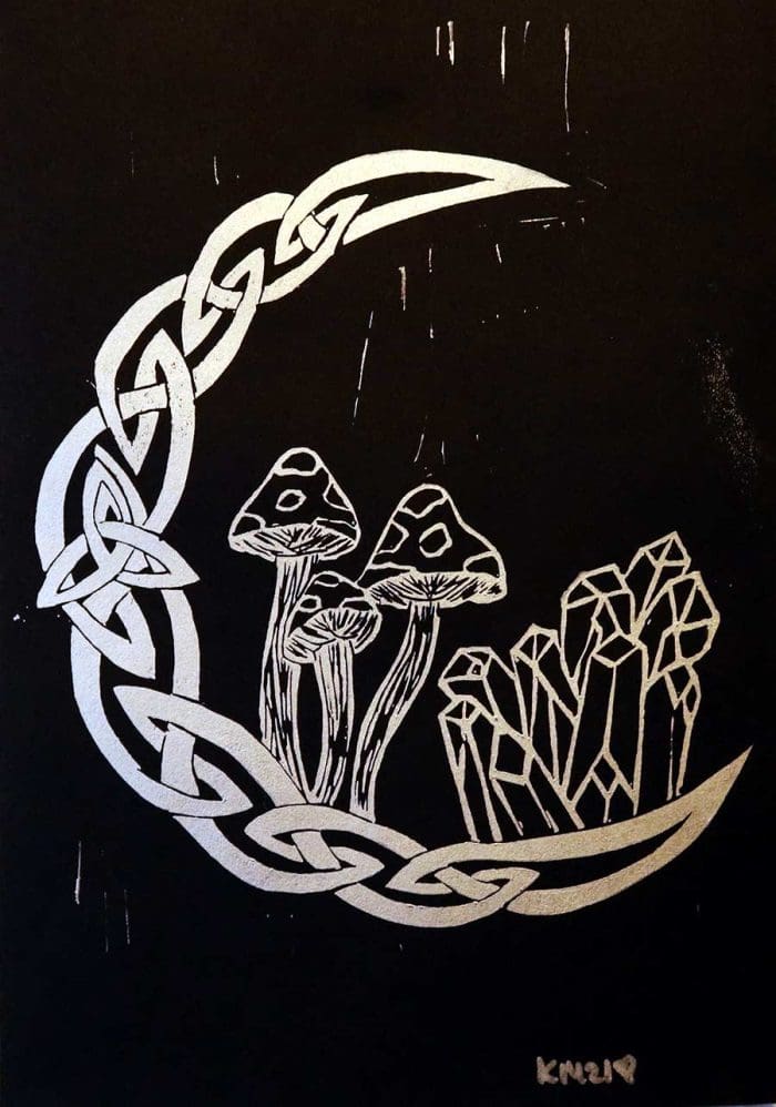 Crystal crescent