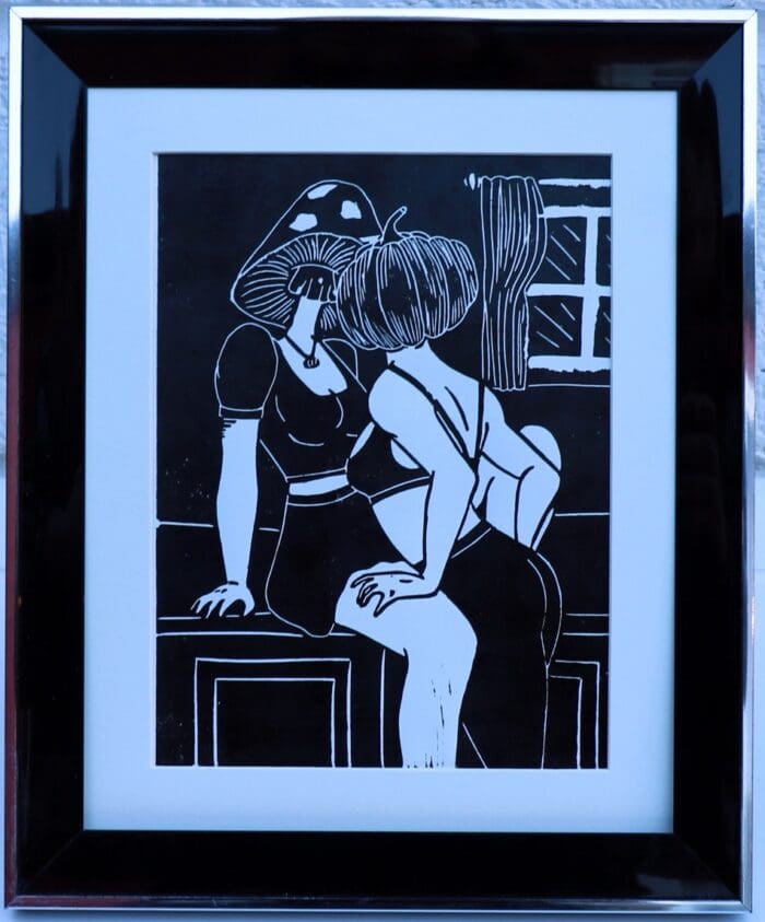 Ghoul Friends Kiss