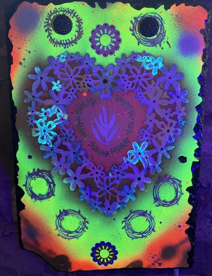 Flower heart UV